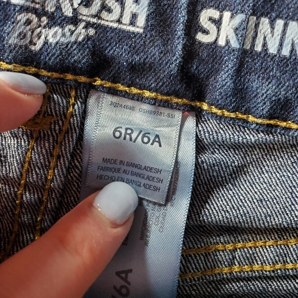 OshKosh B'gosh Dark Wash Skinny Blue Jeans Size 6R Boy NWOT